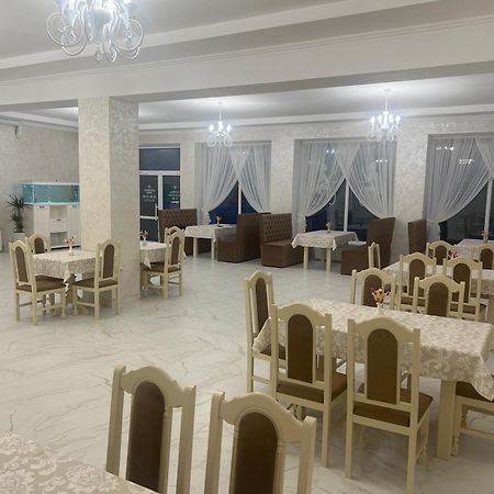Grand Hotel Mohyliv-Podilskyi Buitenkant foto