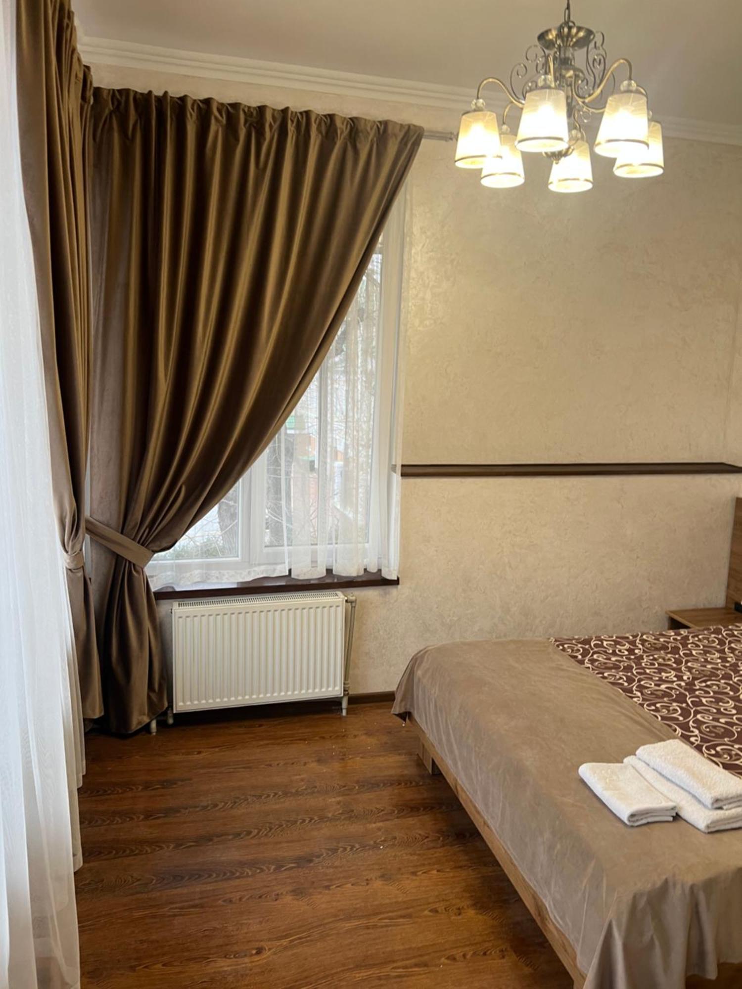 Grand Hotel Mohyliv-Podilskyi Buitenkant foto